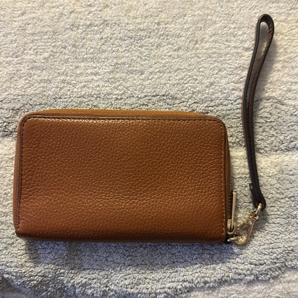 Michael Kors Fulton Large Flat Multifunction Phone Case Wristlet - Picture 2 of 5